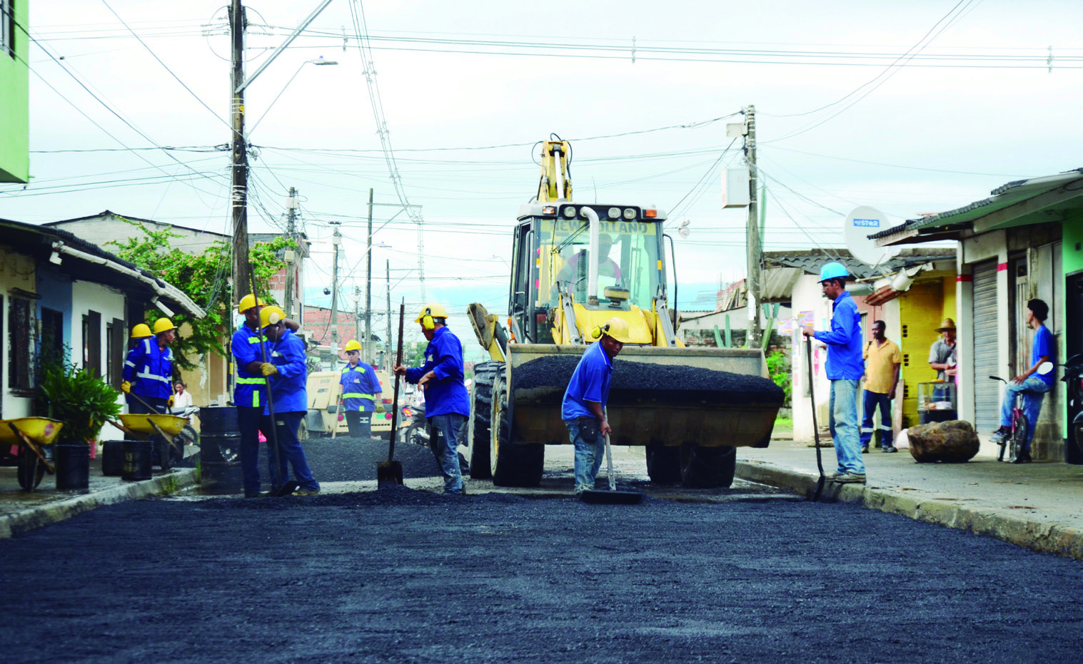 PAVIMENTACIÓN, EMBELLECIMIENTO Y MANTENIMIENTO DE VÍAS URBANAS Y RURALES DE CAREPA.